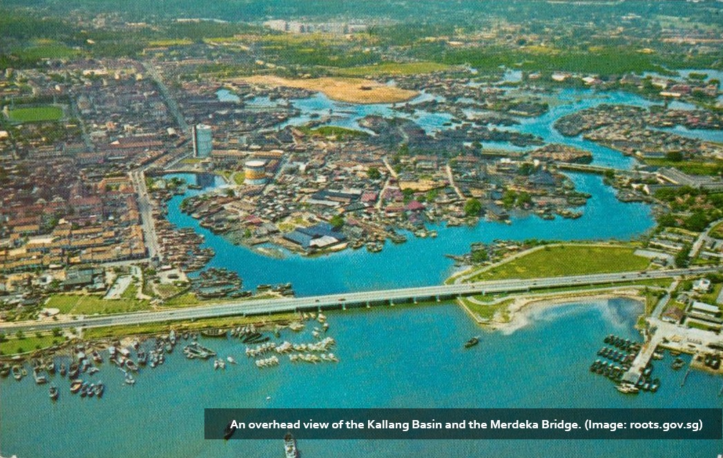 📷 1: An overhead view of the Kallang Basin and the Merdeka Bridge (Roots.sg)